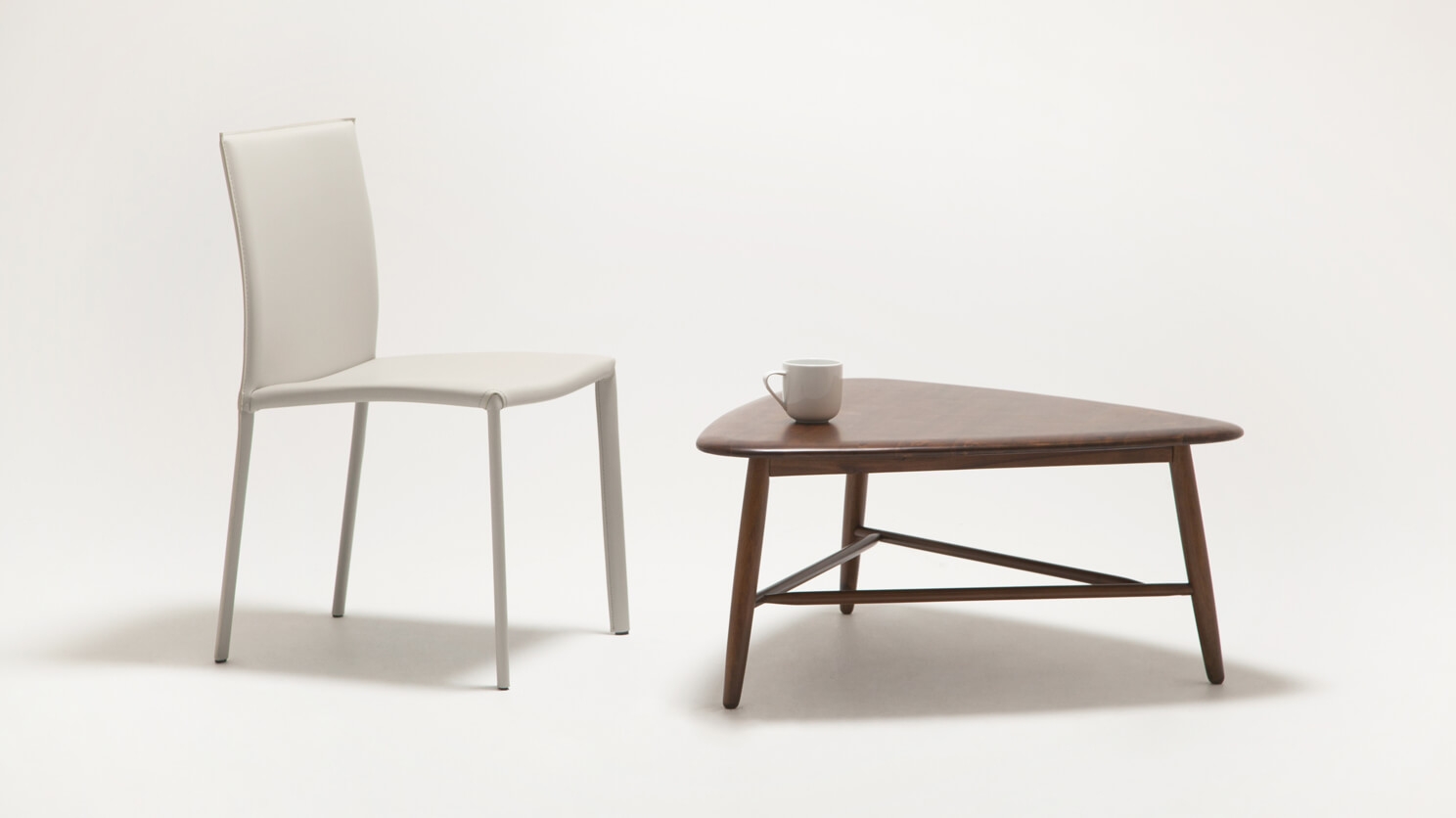 Kacia Tri Coffee Table | EQ3 Coffee table plans (pdf,.3mb, requires adobe reader).