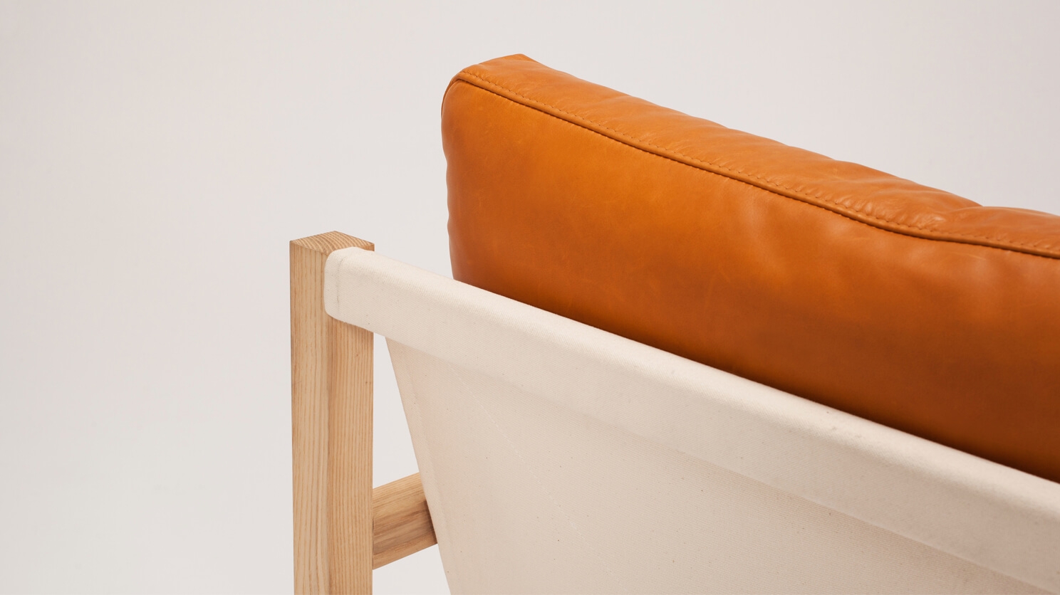 Chiara Lounge Chair Leather EQ3