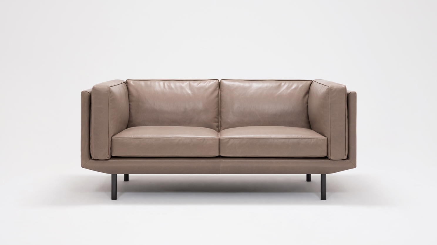 Plateau Loveseat Leather EQ3