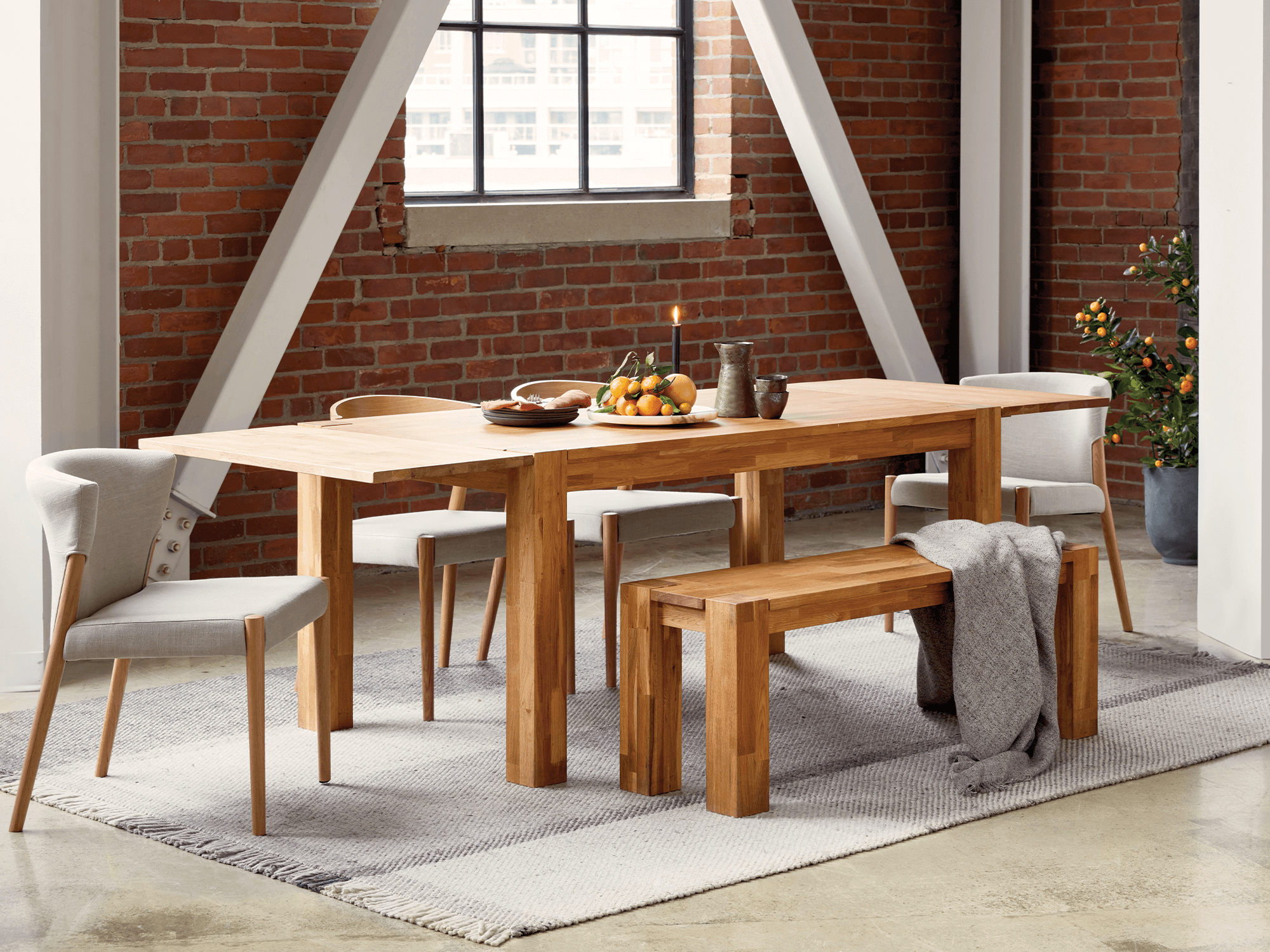 10 seat dining table canada