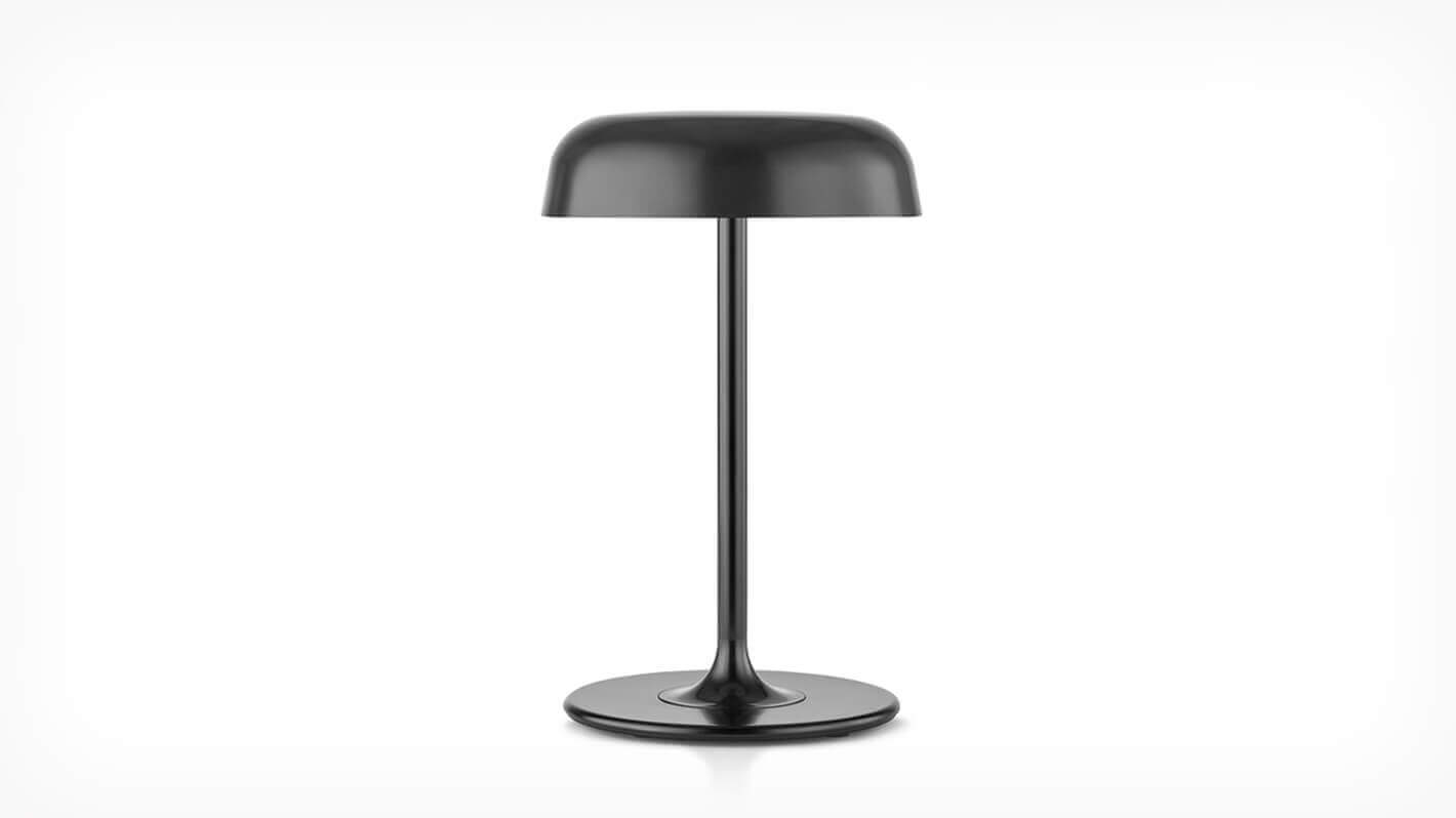 Front view of black Ode Desk Lamp