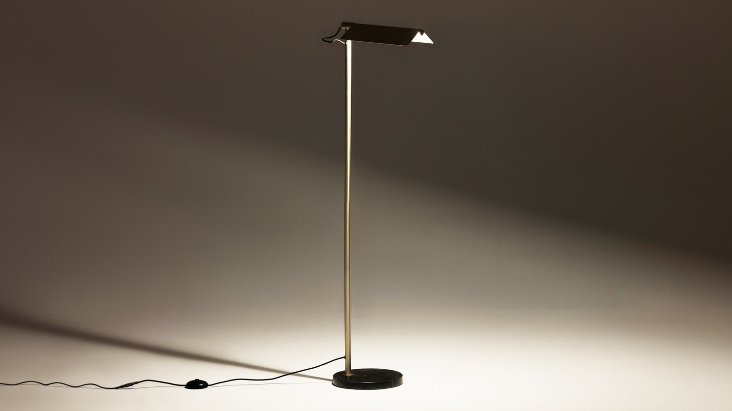 Oxford Floor Lamp | Shop Mid Century Floor Lamp | EQ3