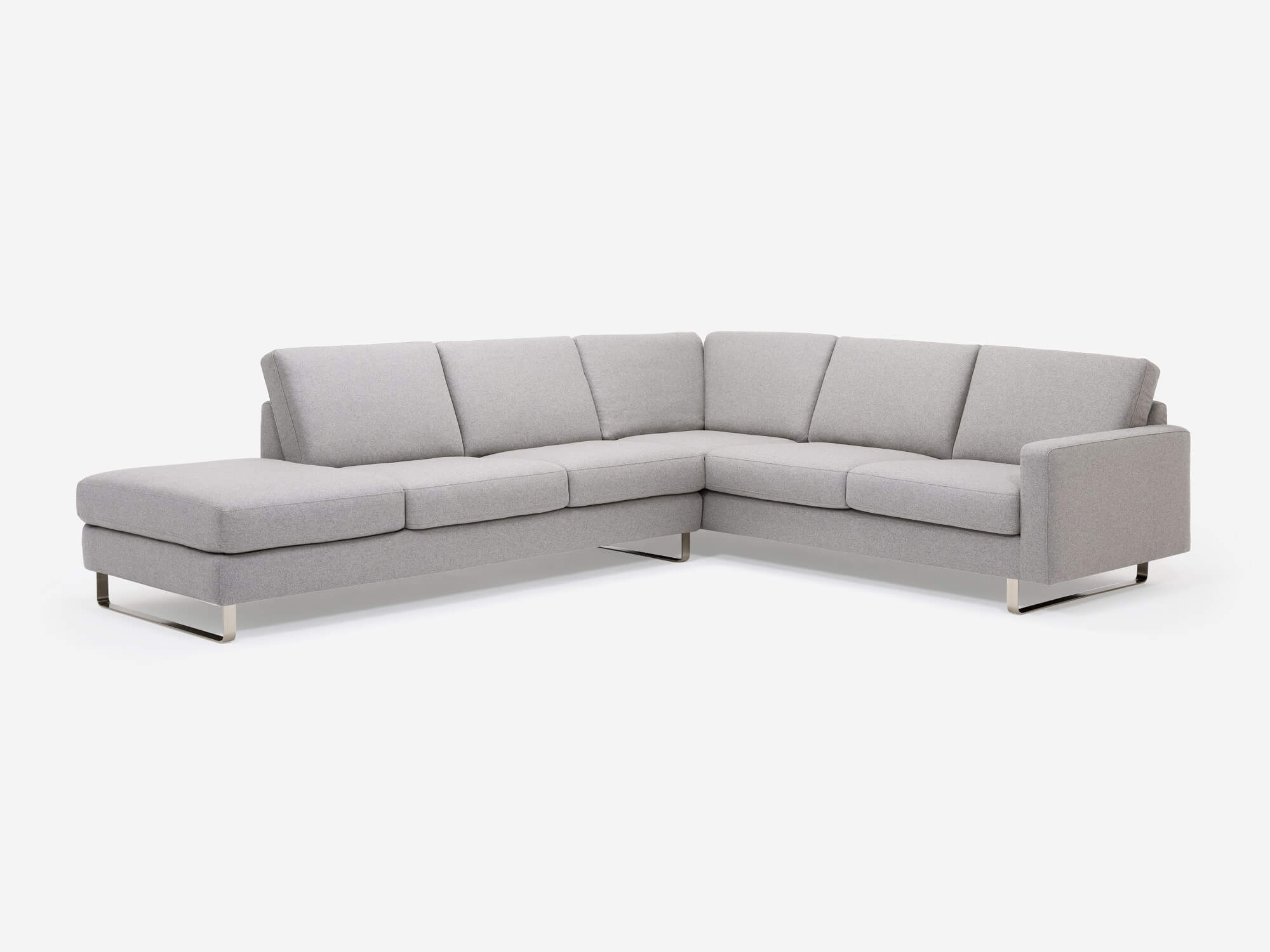 Oskar Large Sectional Sofa with Optional Headrests | EQ3