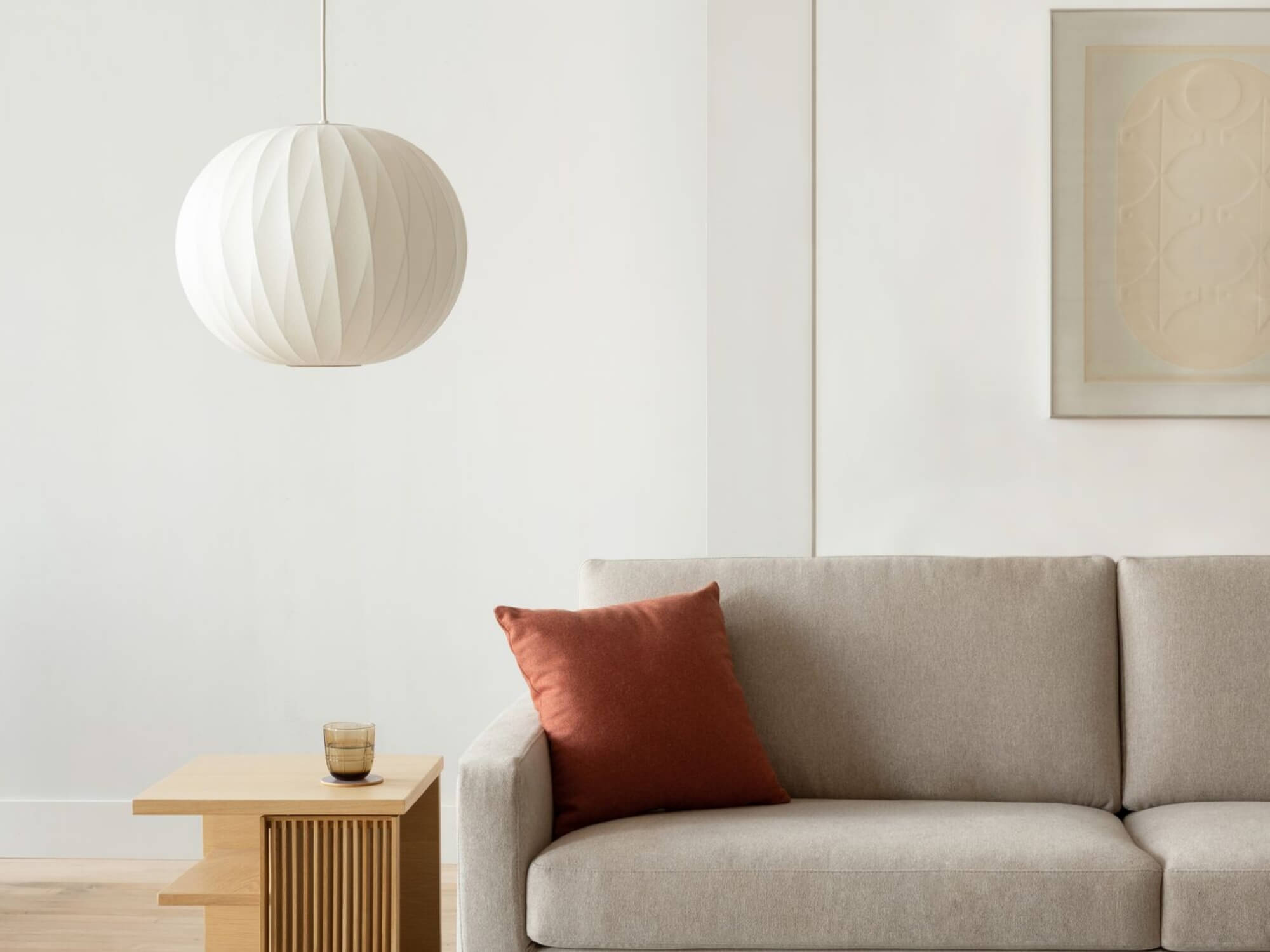 Nelson criss cross bubble pendant in modern living room