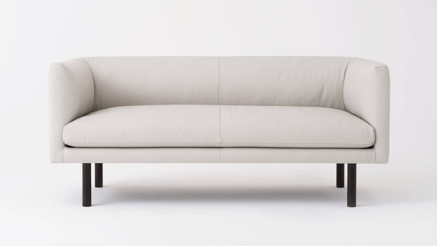 Replay Club Loveseat Leather EQ3