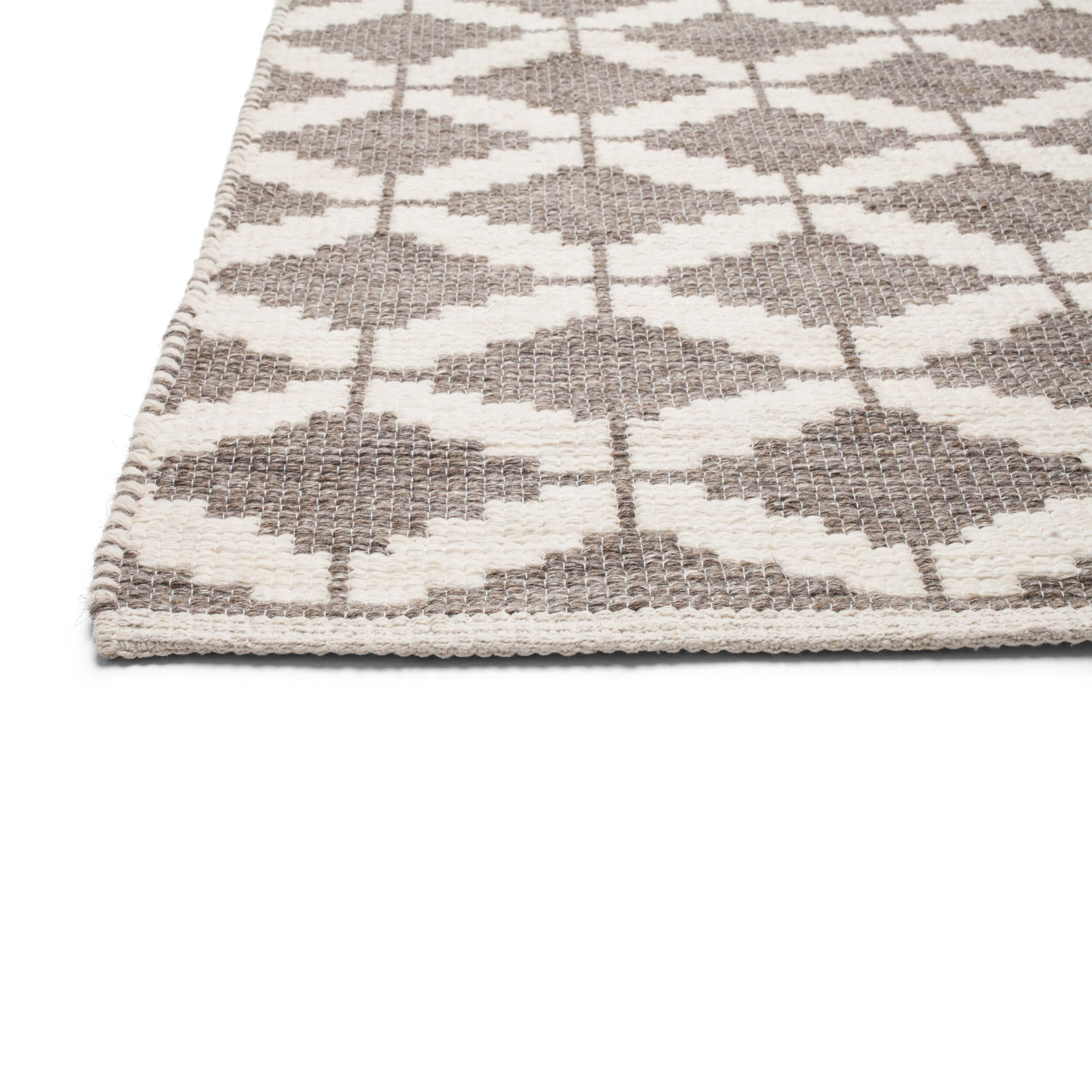 Peak Accent Rug | EQ3